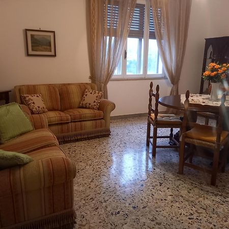 Casa Zi' Peppe Appartement Capranica Buitenkant foto